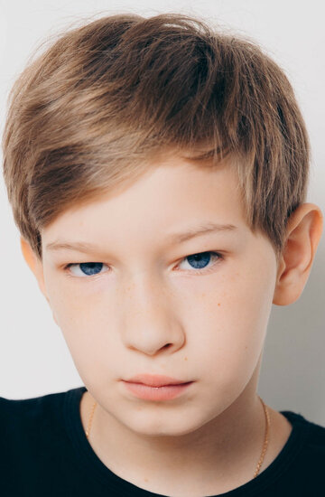 Артём Золотарев