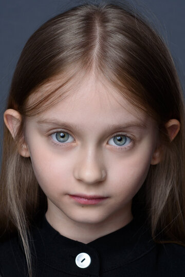 Оливия Минц