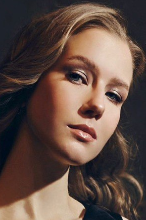 Анна Елисеева