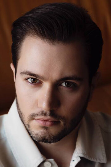 Алексей Асланов