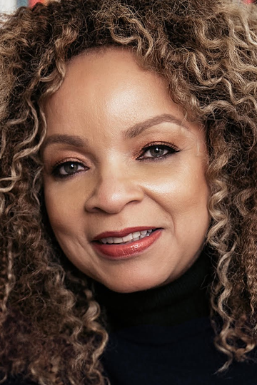 Рут Е. Картер