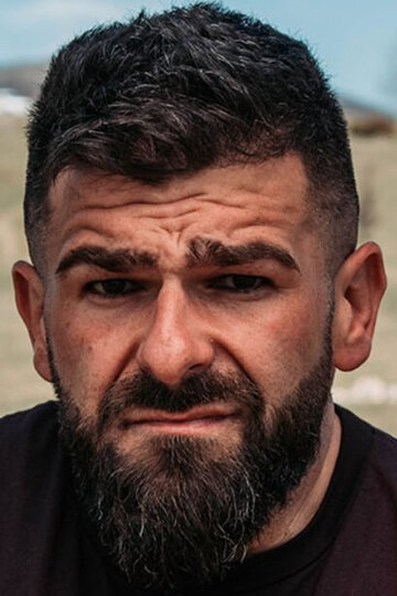 Дамир Кустура