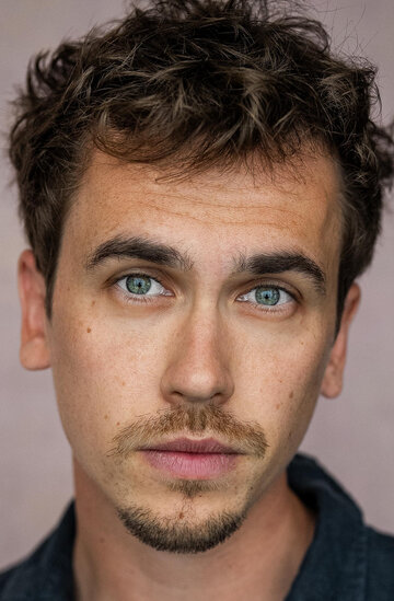 Джексон Бьюз