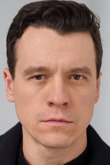 Дмитрий Абазовик