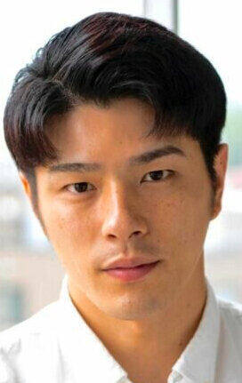 Ёсики Минато