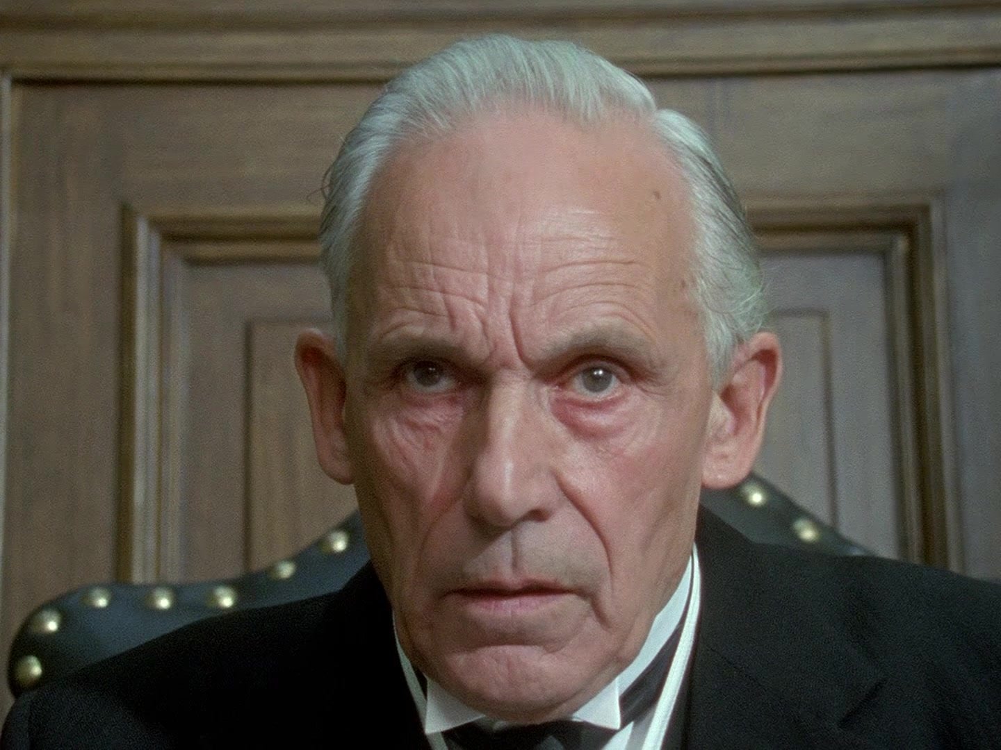 Сезон 1 Серия 1